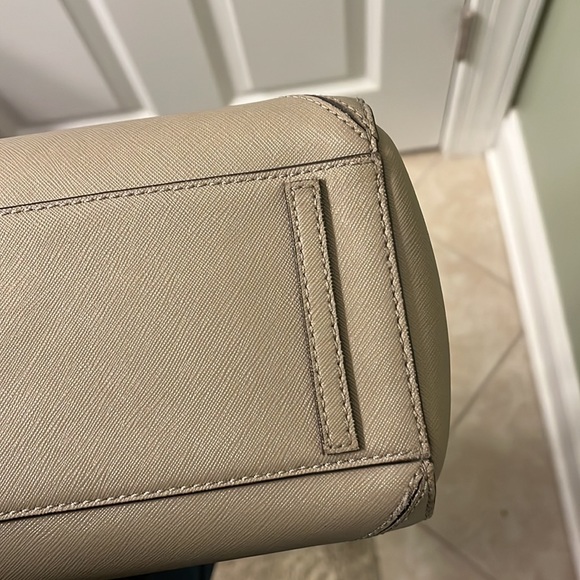 Taupe Tory Burch handbag - Picture 4 of 9